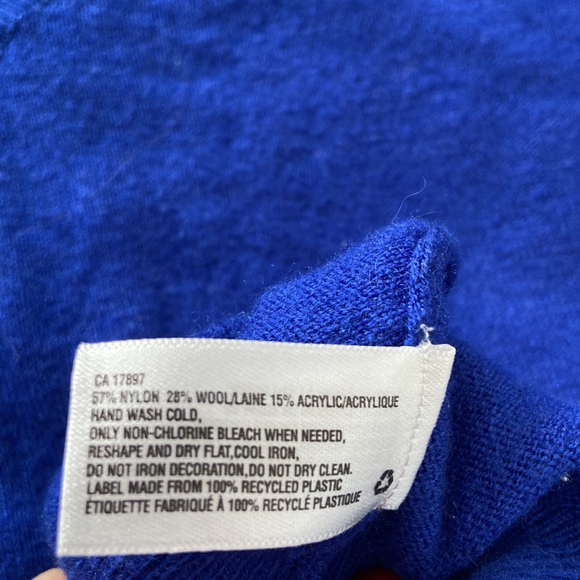 Gap sweater - Medium - Picture 5 of 5